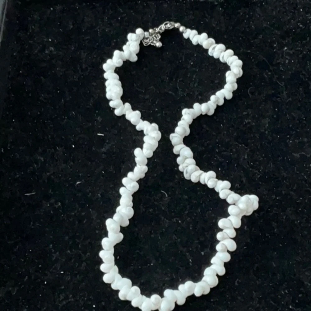 Shell Necklace White